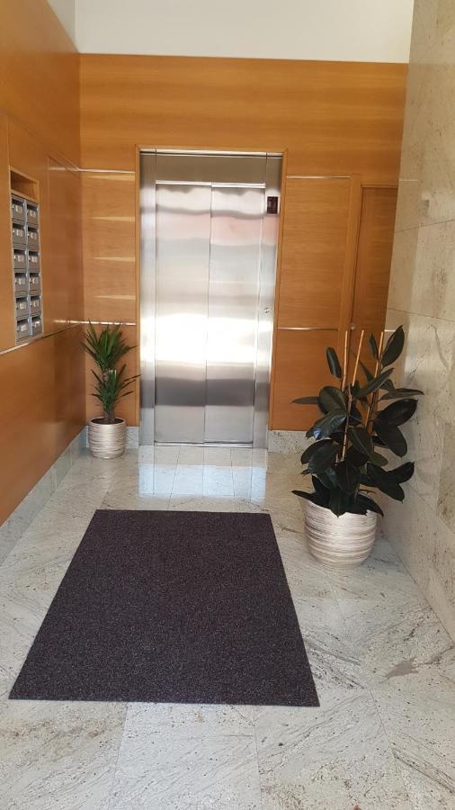 Apartamento A Chilena กัมบาโดส ภายนอก รูปภาพ