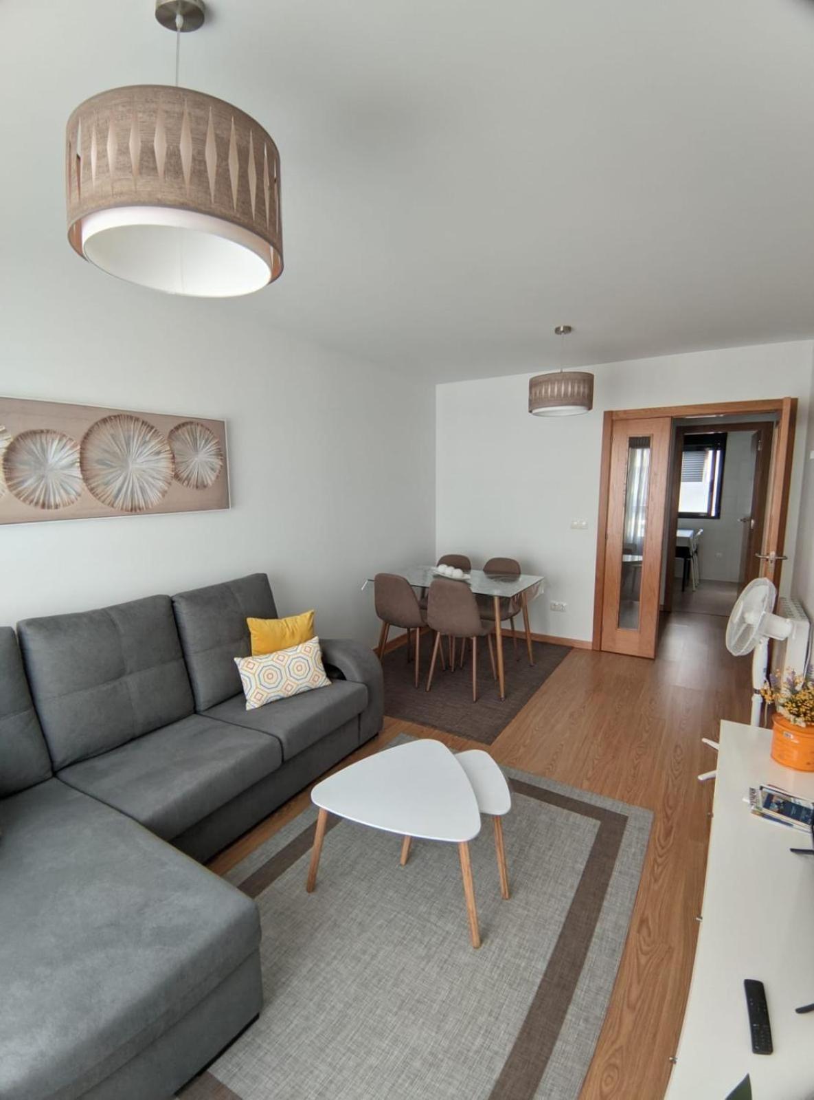Apartamento A Chilena กัมบาโดส ภายนอก รูปภาพ